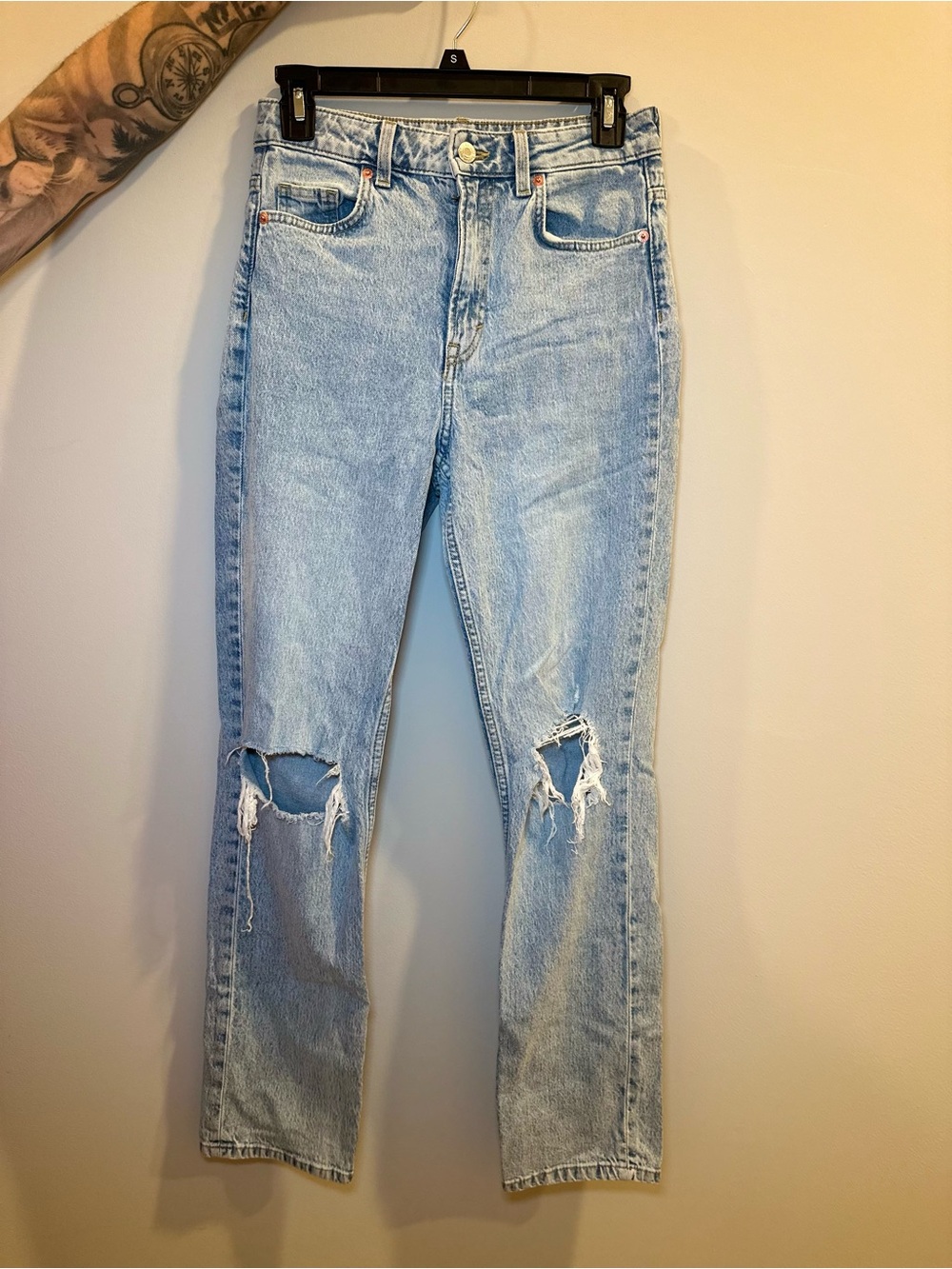 H&M Light Blue Distressed Straight-Leg Jeans
